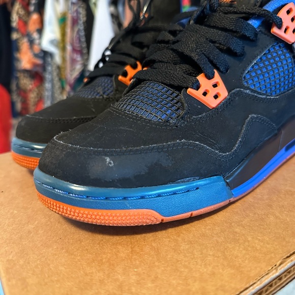 Jordan 4 Retro 2012 CAVS 6Y GS(Grade School) - Picture 8 of 15